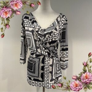 Elegant Black and White cowl‎ neck stretchy blouse size small